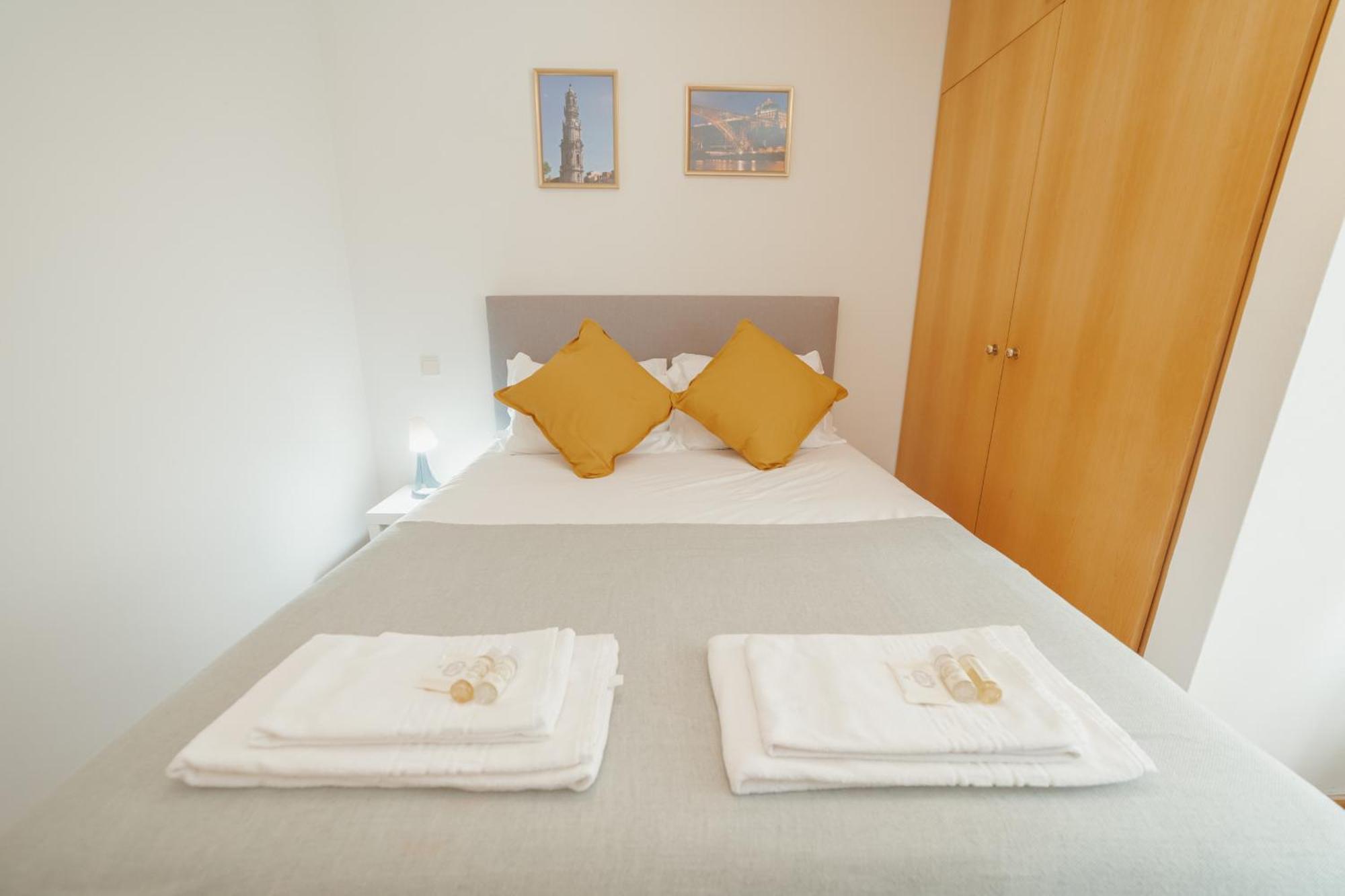Downtown Trindade Apartment With Terrace By Vacationy Porto Bagian luar foto